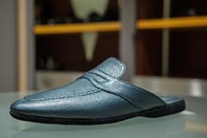 Pantoufles-Oxford-bleue